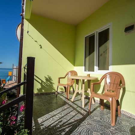 Mini Hotel Vavilon New Athos Exterior photo